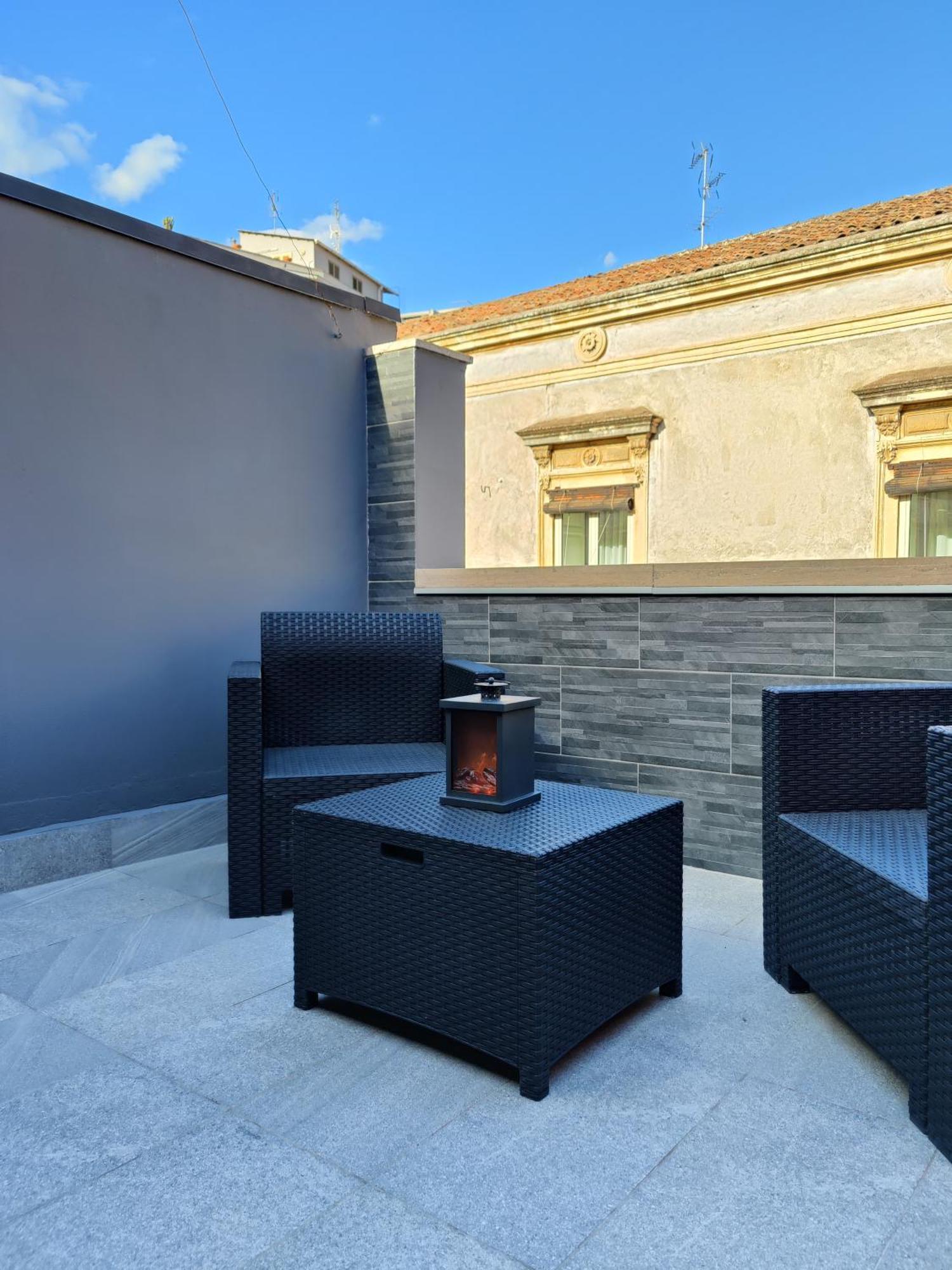 Apartamento Delph'S House CTA Exterior foto
